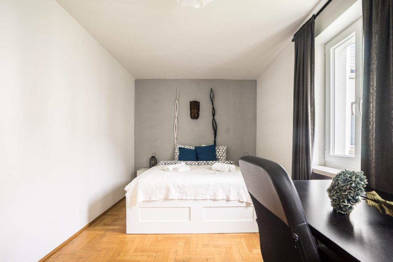 Oomph Warsaw Central 3-Bedroom Flat Εξωτερικό φωτογραφία